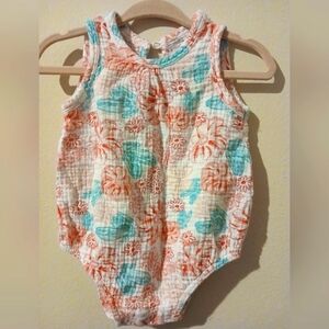 Chick Pea Onsies size 6-9 months